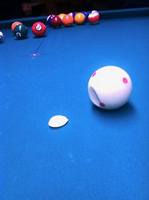 brokencueball300.jpg